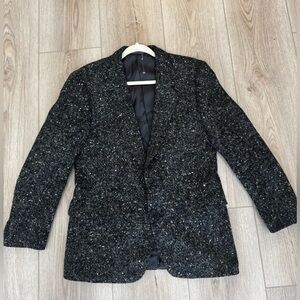 Vintage men's jacket. A genuine Mc nutt tweed. Woven in Donegal Ireland!